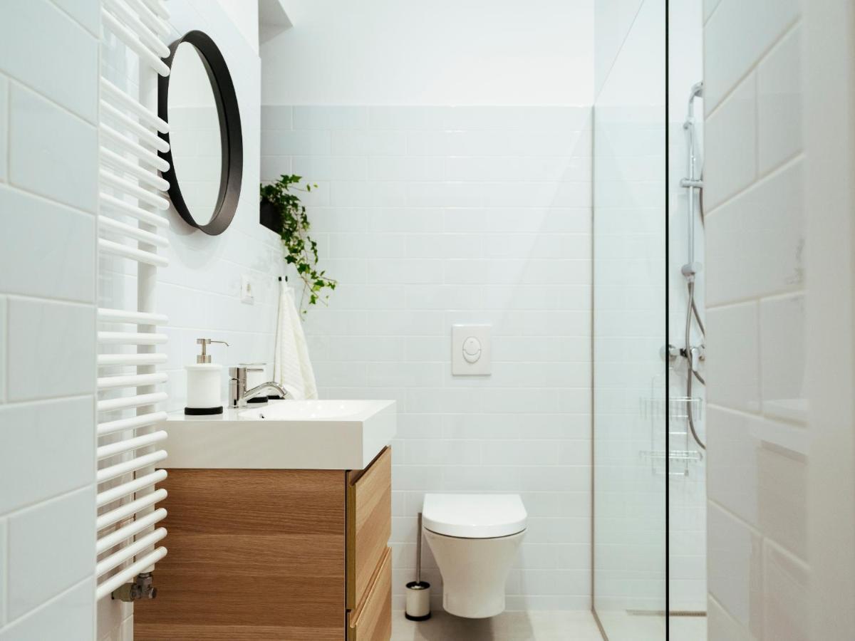 Bright 3Br Flat - Top Location - Green View Balcony Boekarest Buitenkant foto