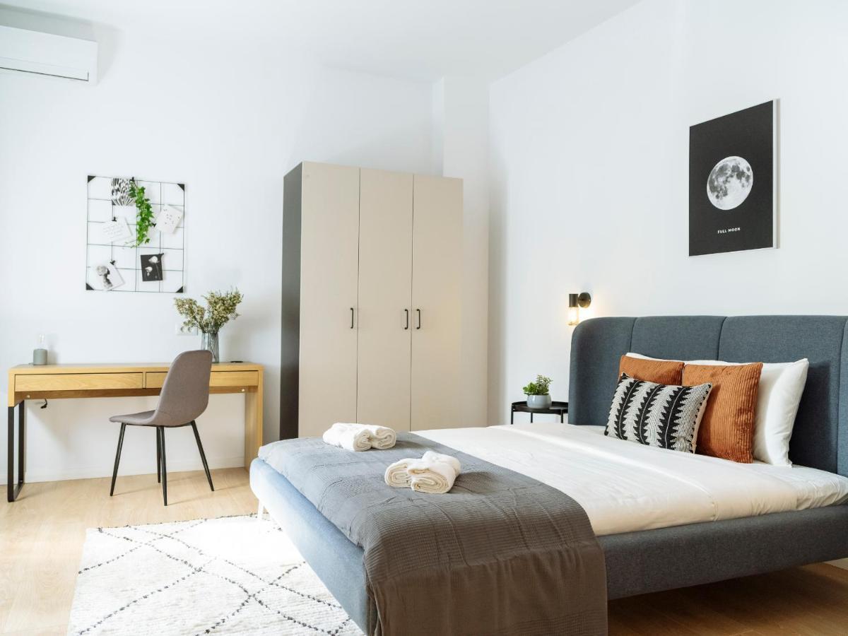 Bright 3Br Flat - Top Location - Green View Balcony Boekarest Buitenkant foto